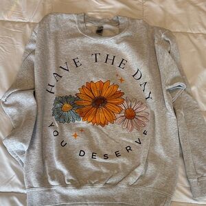Gildan Gray Sweatshirt Floral